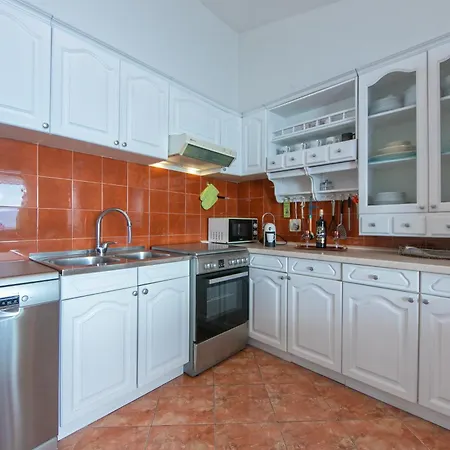 Apartment 3