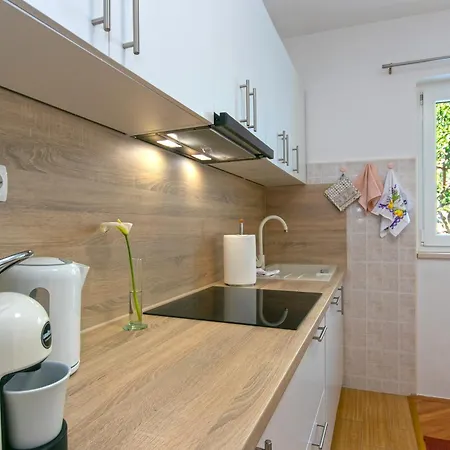 Apartment 3