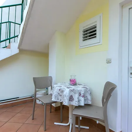 3 Apartment